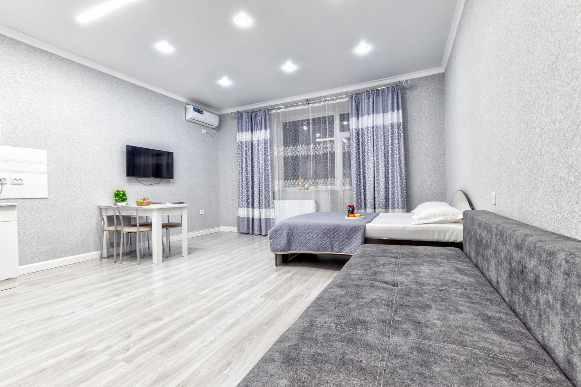 Прекрасная Студия В Элитном Доме Pavlodar Bagian luar foto